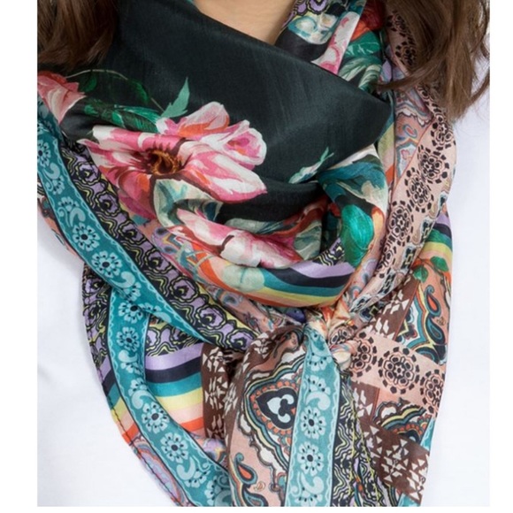 Johnny Was silk scarf - Picture 14 of 14